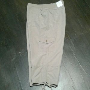NWT Zenergy by Chico's crop pants